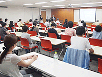 Ｂ型肝炎ワクチン学習会の様子写真