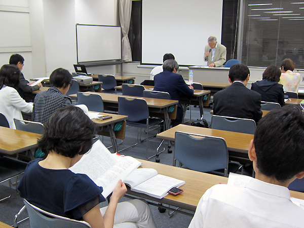 江東支部例会の様子