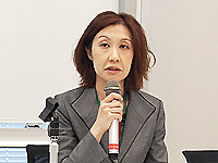 被災地支援の経験から共通番号の矛盾を訴える田中眞希理事 被災地支援の経験から共通番号の矛盾を訴える田中眞希理事