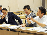 都議会民主党（左から斎藤あつし、今村るか、田中健の各都議）