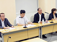 都庁で記者会見する東京公害患者と家族の会（9月12日）