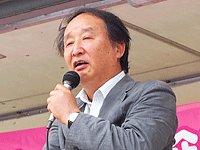 集会で訴える金子勝 慶応大学教授 集会で訴える金子勝 慶応大学教授